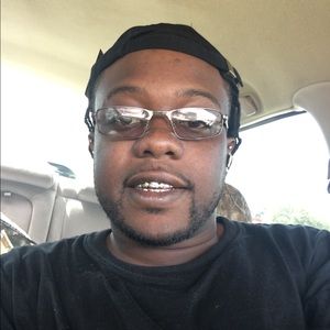 Meet your Posher, Ambrose